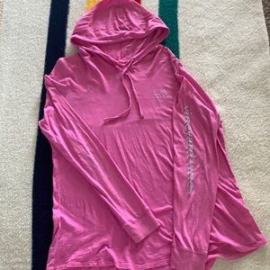 Vineyard Vines t-shirt hoodie